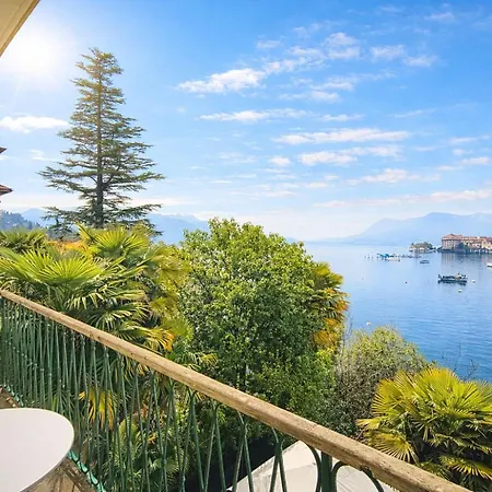 Apartment La Baia